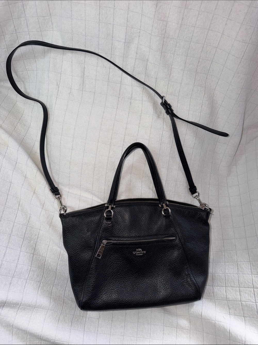 COACH Kelsey pebbled leather crossbody
